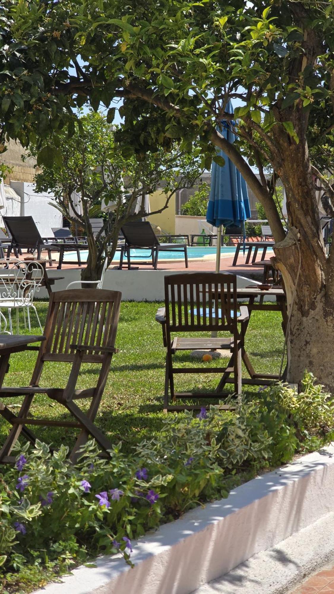 Hotel Savoia Прочида Екстериор снимка